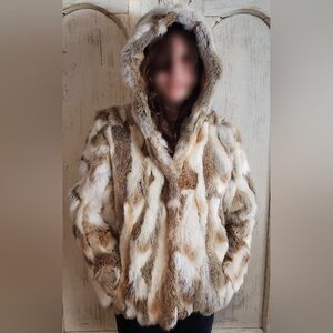 Gorgeous Women's Fur Hooded Coat